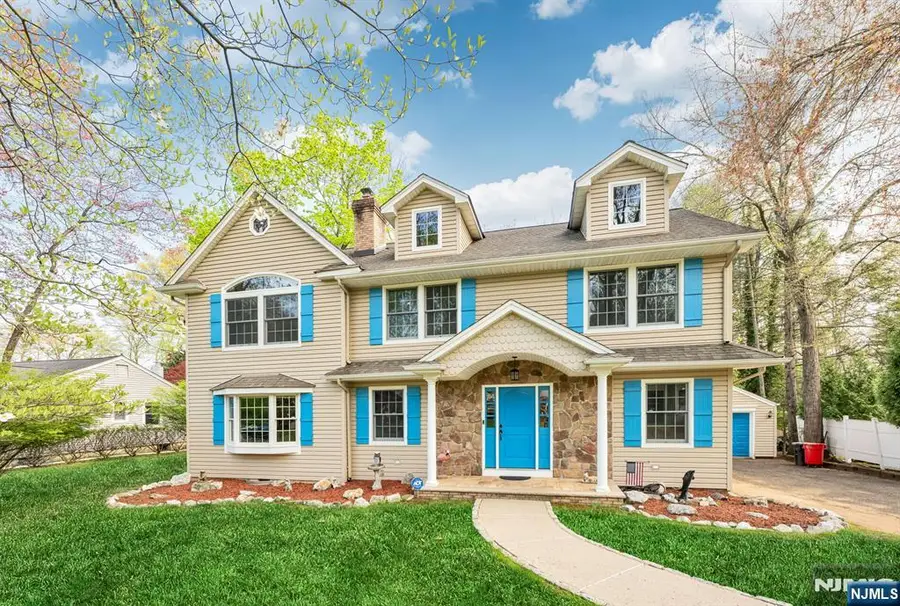 631 Montview Place, River Vale, NJ 07675 - #2