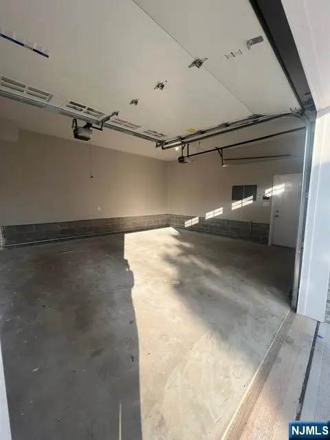 66 Delaware Street, Elizabeth, NJ 07206 - #3