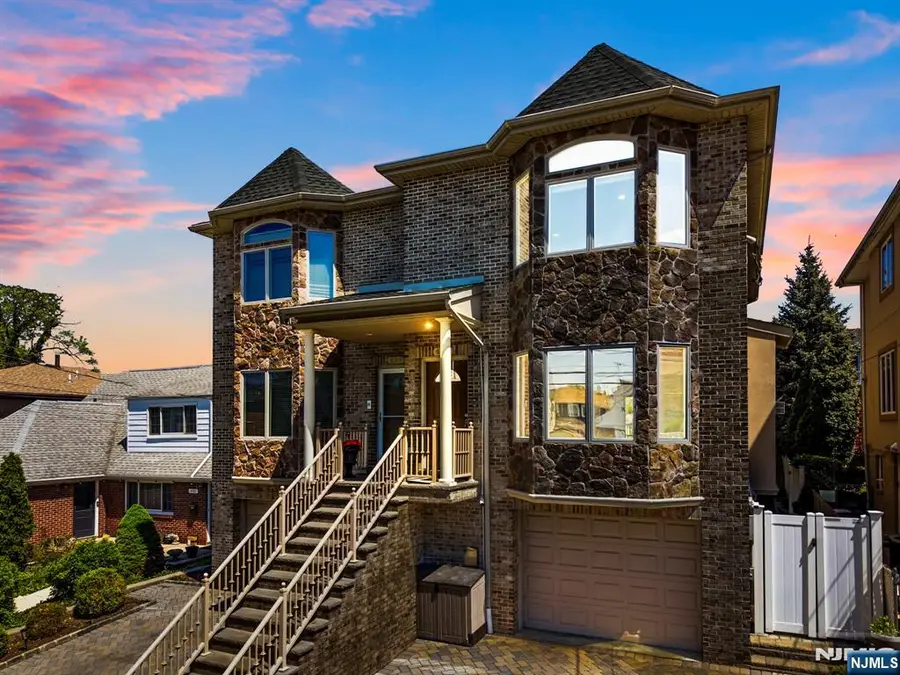 427 Lawton Avenue, Cliffside Park, NJ 07010 - #2
