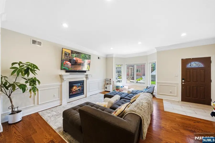 427 Lawton Avenue, Cliffside Park, NJ 07010 - #3
