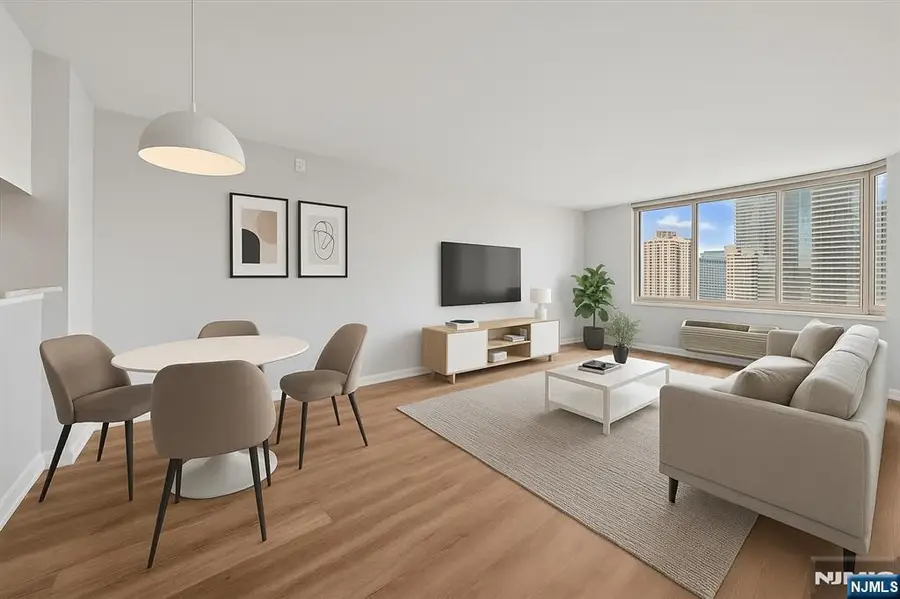 1 2nd Street 1006, Jersey City, NJ 07302 - #2