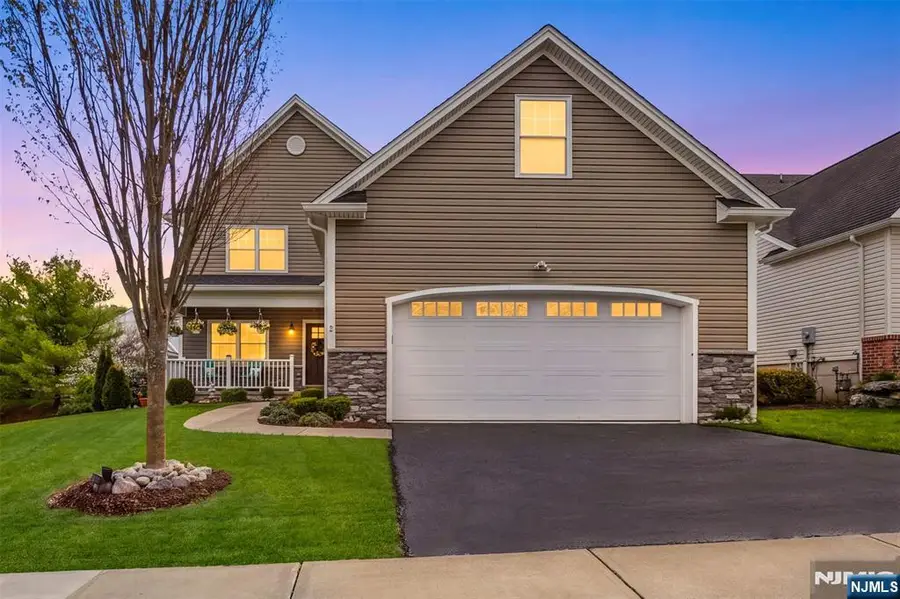 2 Bluffs Court, Hamburg, NJ 07419 - #2