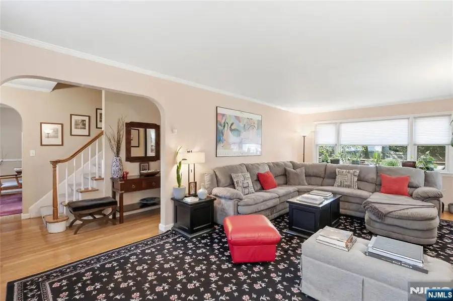 12 Louise Lane, Tenafly, NJ 07670 - #3