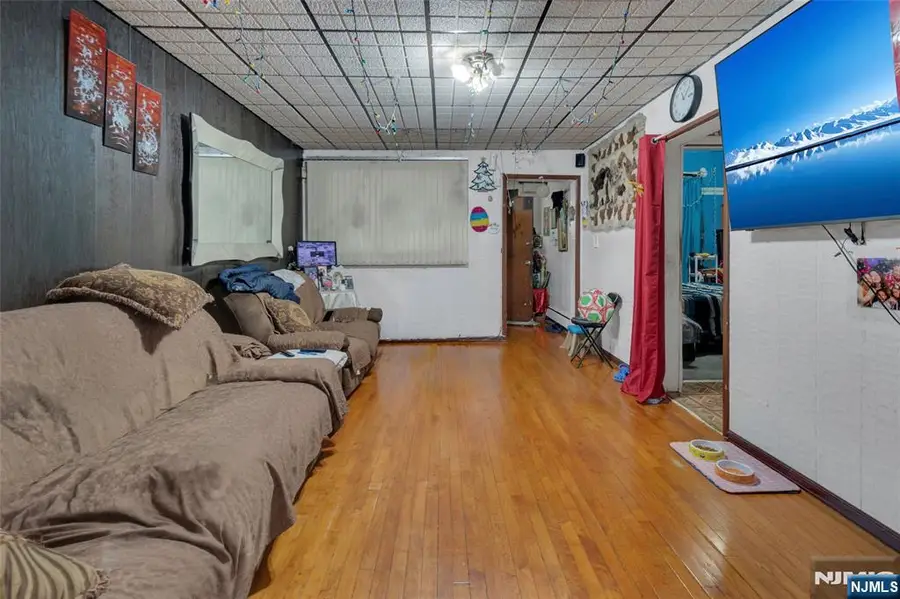 452 11th Street, Newark, NJ 07107 - #3