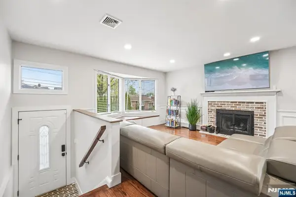 2451 Leighton B (left side), Fort Lee, NJ 07024