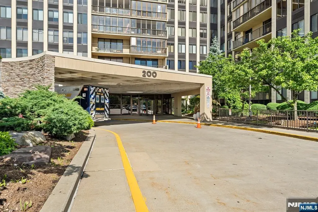 200 Winston Drive 2017, Cliffside Park, NJ 07010 - #1