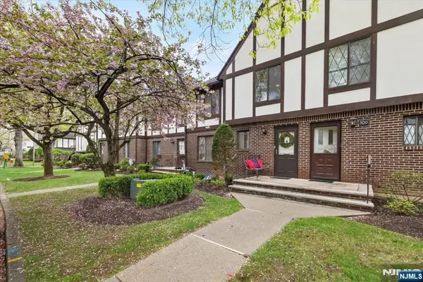 502 Piermont Avenue T502, River Vale, NJ 07675