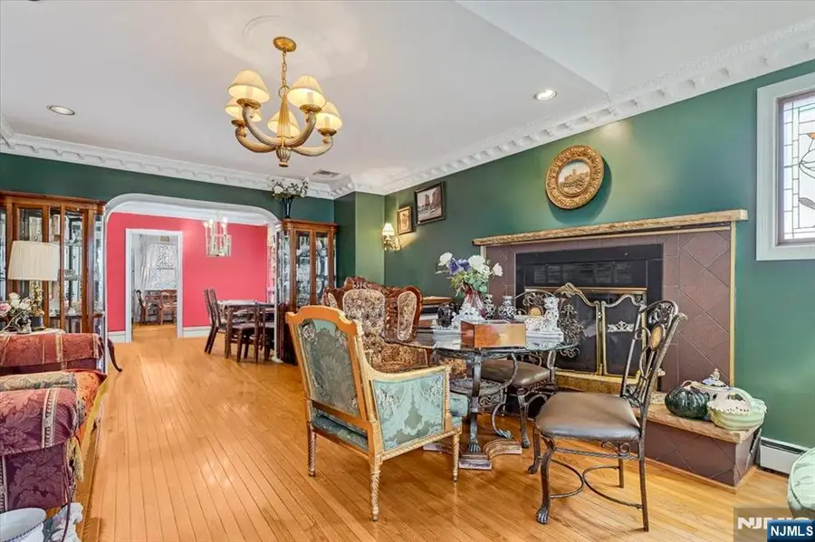 12-17 Roosevelt Place, Fair Lawn, NJ 07410 - #3