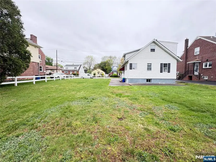 525 Forest Avenue, Lyndhurst, NJ 07071 - #3