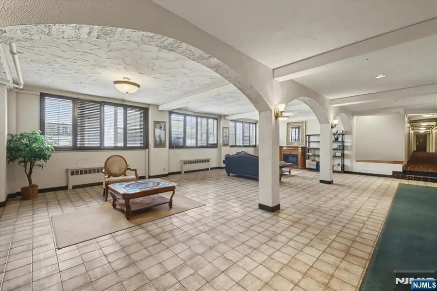 1450 Palisade Avenue GTA, Fort Lee, NJ 07024 - #2