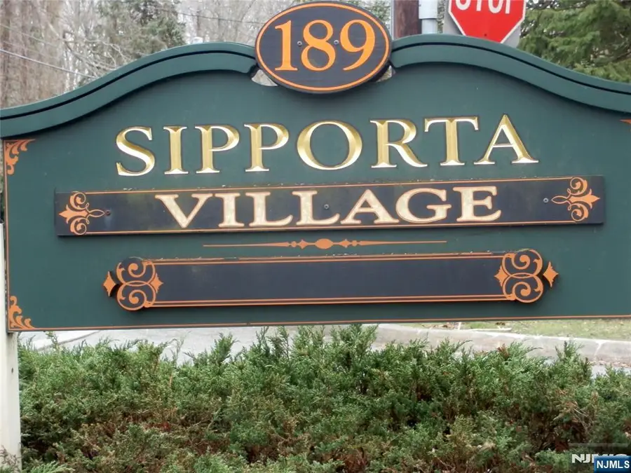 189 Forest Avenue 307, Paramus, NJ 07652 - #2