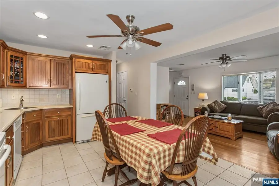 4 Lorelei Terrace, Lodi, NJ 07644 - #3