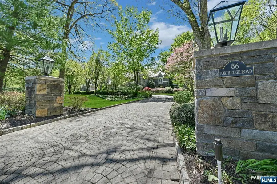 86 Fox Hedge Road, Saddle River, NJ 07458 - #3
