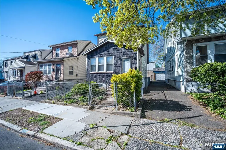 26 Scofield Street, Newark, NJ 07106 - #3