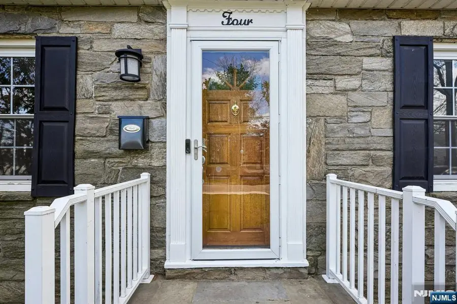4 Greenwood Avenue, West Orange, NJ 07052 - #2
