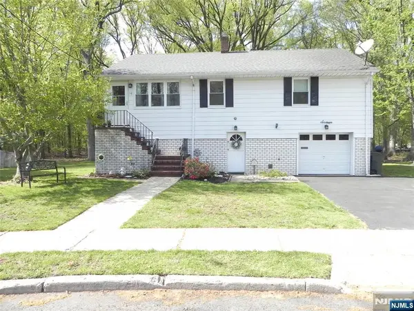 16 Seiler Court, Little Ferry, NJ 07643