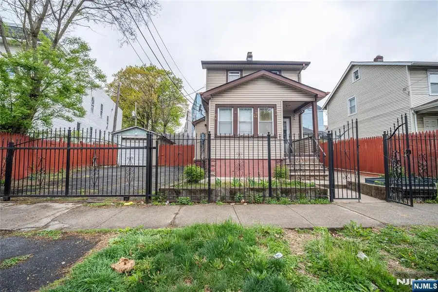 25-27 Goodwin Avenue, Newark, NJ 07112 - #3