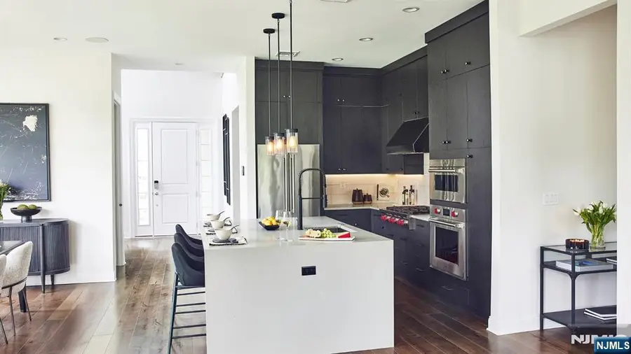 11 Woodmont Circle, River Vale, NJ 07675 - #2