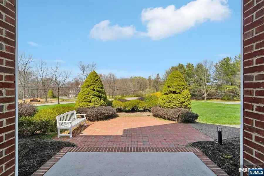 2 Harvest Lane, Washington, NJ 07853 - #3