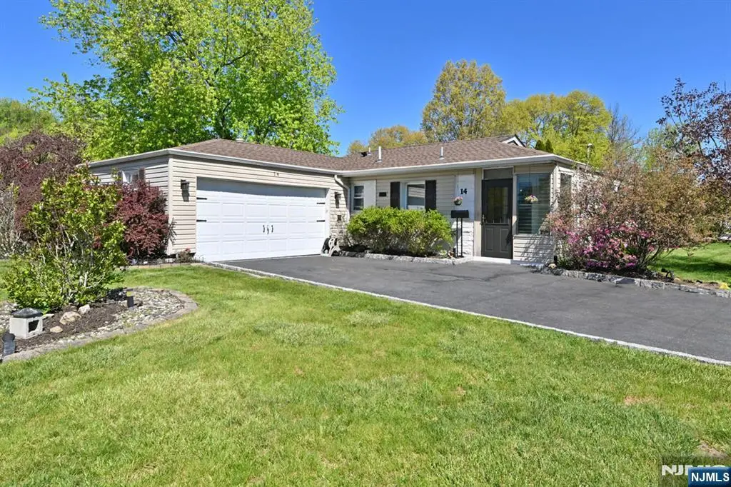 14 Emwood Drive, Emerson, NJ 07630 - #1