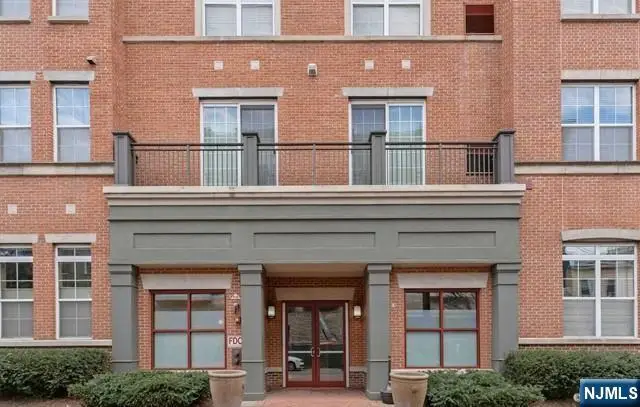 443 2nd Street 406, Jersey City, NJ 07302 - #1