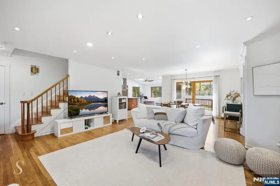 5 Franciscan Way, Fair Lawn, NJ 07410 - #2