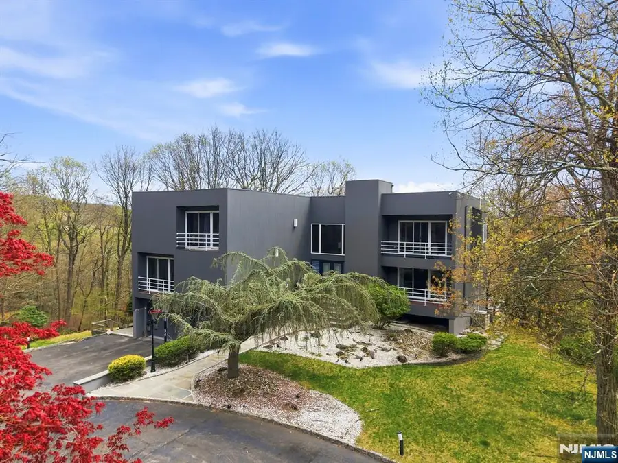 36 Fox Ledge Road, Kinnelon, NJ 07405 - #2