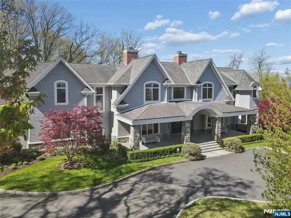 351 Lewelen Circle, Englewood, NJ 07631