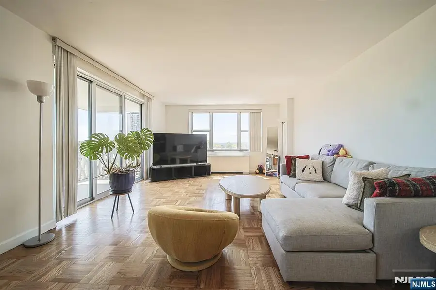 Address Withheld By Seller, Fort Lee, NJ 07024 - #2