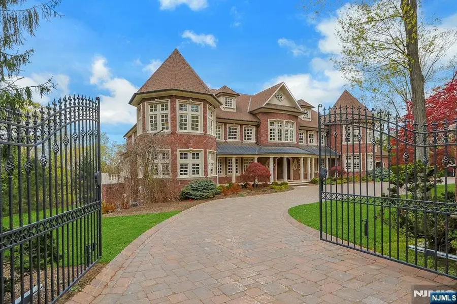 67 Robin Lane, Alpine, NJ 07620 - #2