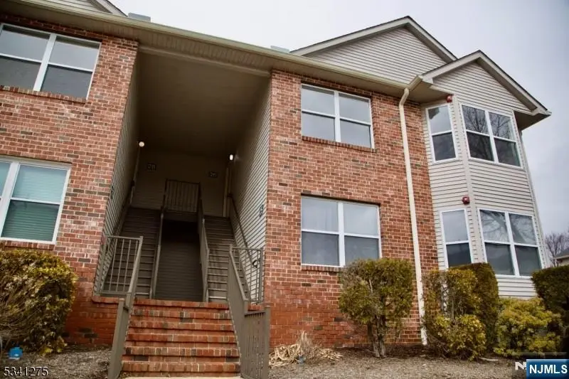 26 Millie Lane 1102, East Hanover, NJ 07936 - #2