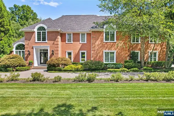309 Waterview Drive, Franklin Lakes, NJ 07417