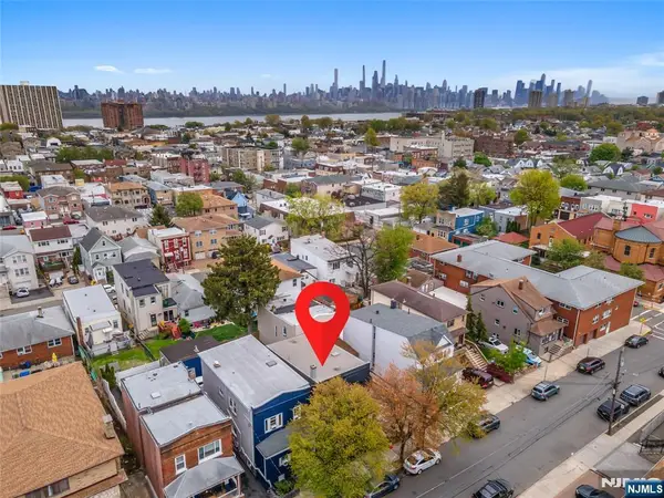 216 6th Street, Fairview, NJ 07022