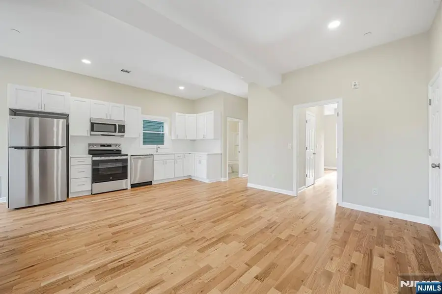 532 Ringwood Avenue, Wanaque, NJ 07465 - #3