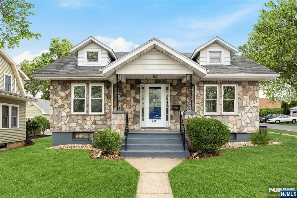 211 Pennsylvania Avenue, Upper Pohatcong, NJ 08865 - #1