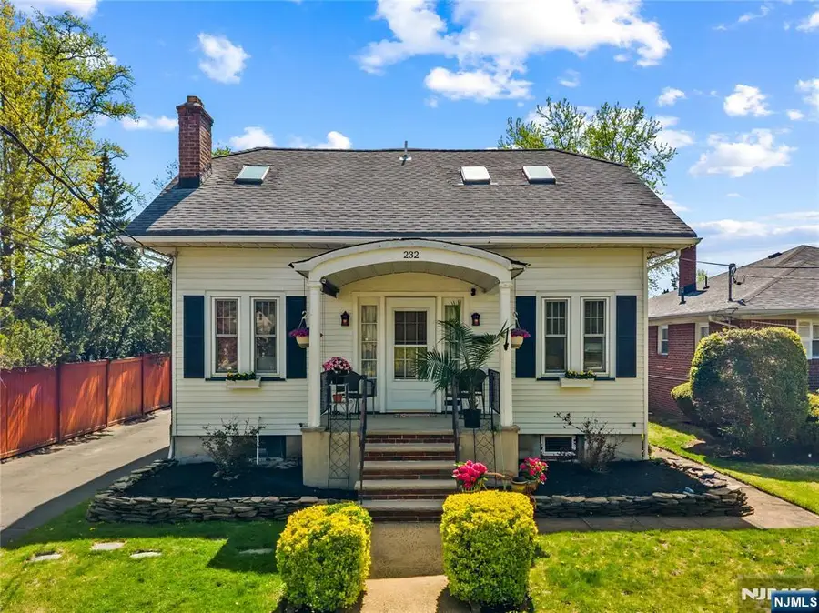 232 Webster Avenue, Lyndhurst, NJ 07071 - #3