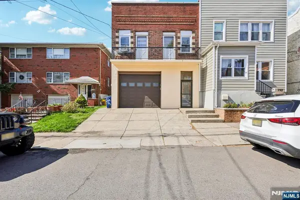 390 Delano Place, Fairview, NJ 07022