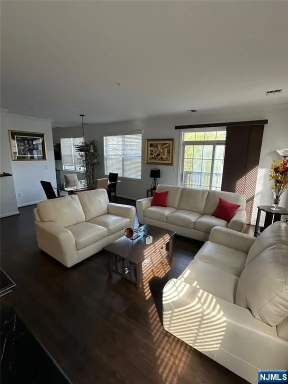 182 Brittany Court 221, Clifton, NJ 07013