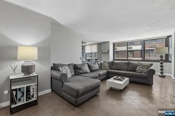 316 Prospect Avenue 10D, Hackensack, NJ 07601