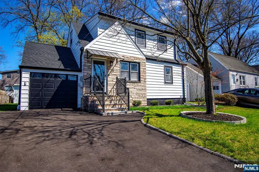 25 Windsor Drive, Dumont, NJ 07628 - #3