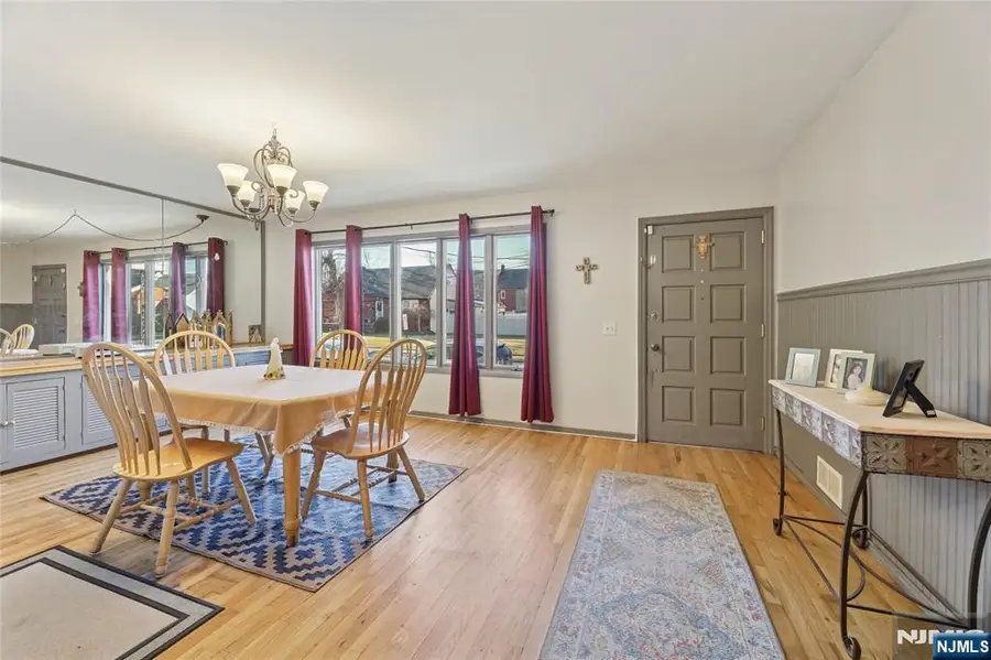 933 McCandless Place, Linden, NJ 07036 - #3