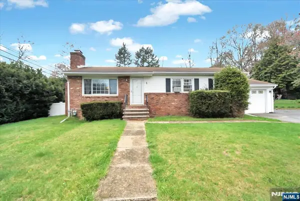 1 Sanders Court, West Milford, NJ 07480