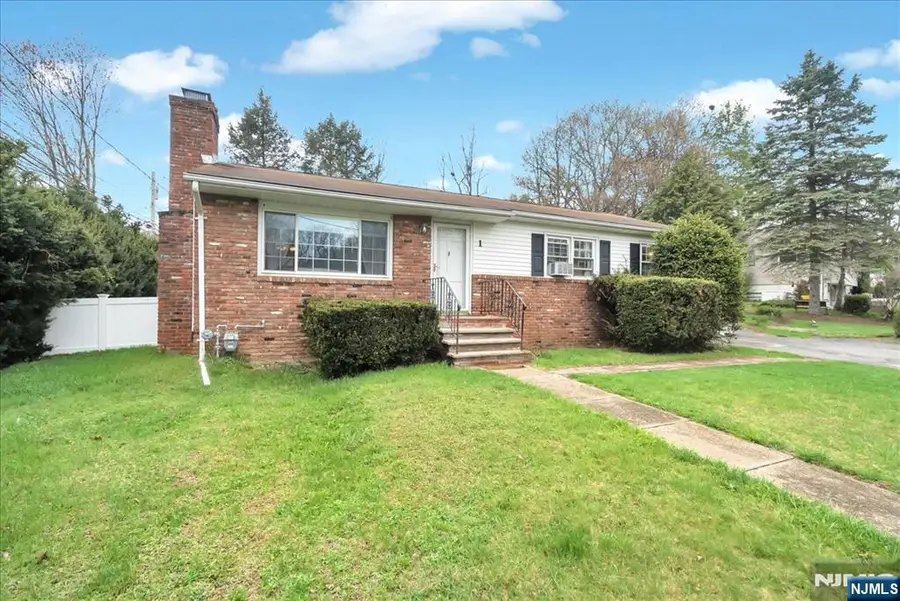 1 Sanders Court, West Milford, NJ 07480 - #2