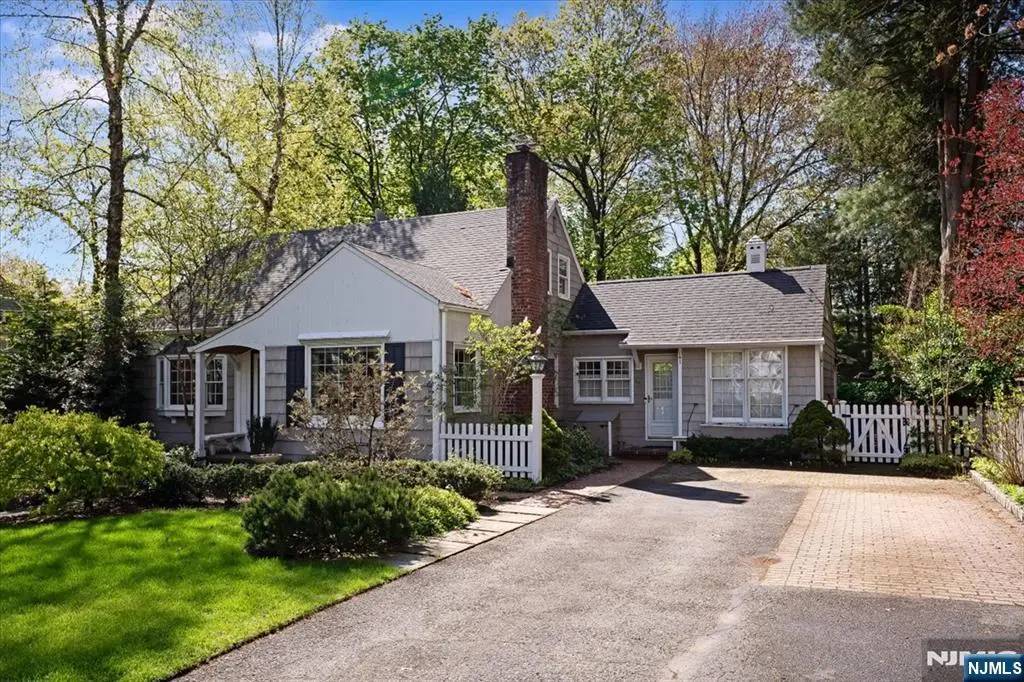 60 Oak Avenue, Tenafly, NJ 07670 - #1