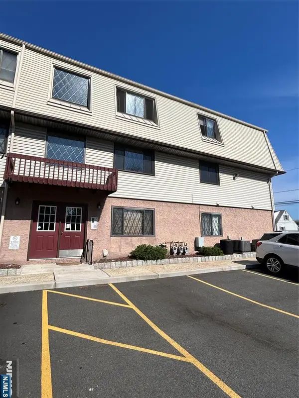 846 Riverside 202, Lyndhurst, NJ 07071