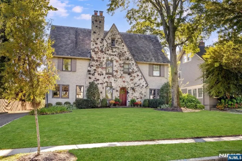 13 Ferncliff Terrace, Glen Ridge, NJ 07028 - #1