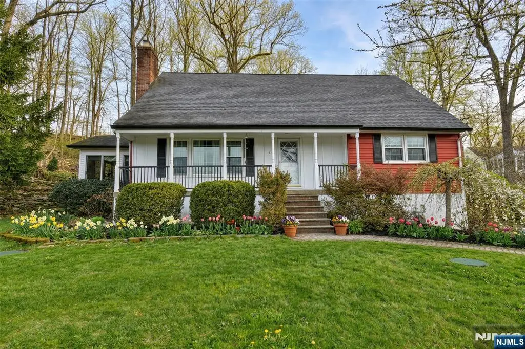 60 Highland Road, Bloomingdale, NJ 07403 - #1