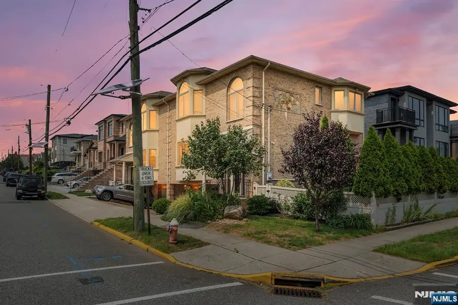 231B E Harriet Avenue 231B, Palisades Park, NJ 07650 - #2