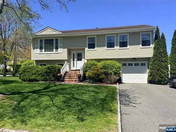 900 Sioux Avenue, Par-troy Hills Twp., NJ 07034