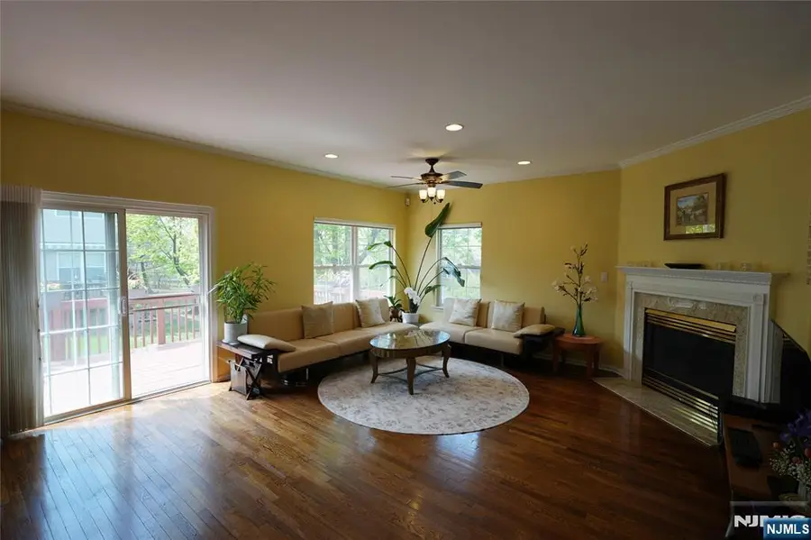 10 Queens Lane, Wayne, NJ 07470 - #3